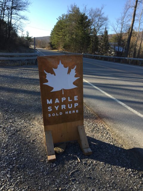 maple weekend sign